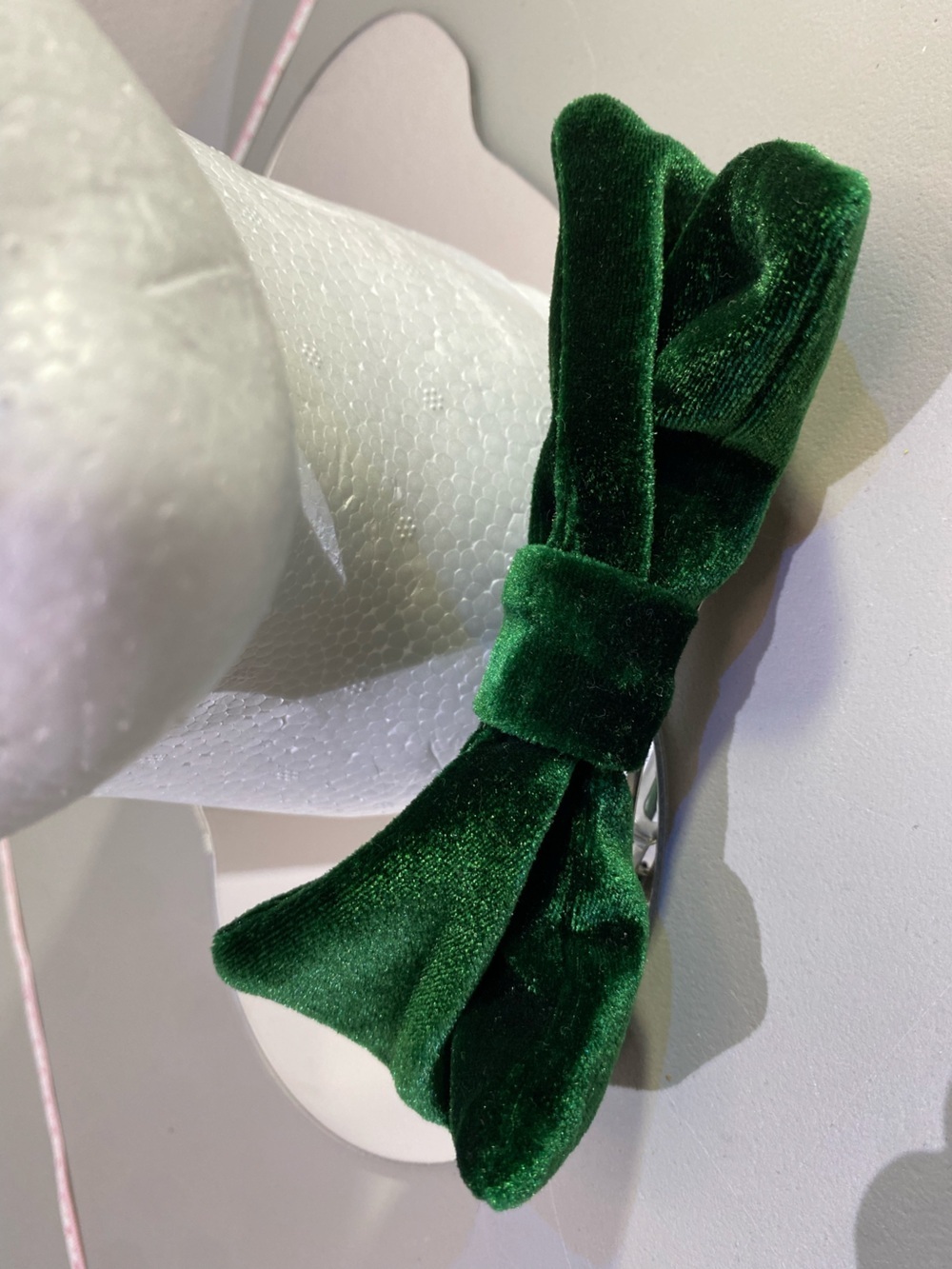 Emerald Green Velvet Bow Hair Clip Made in France Unisex - Picture 4 of 9